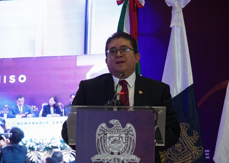 Crisis financiera en la UAZ; piden al rector abandone la rectoría