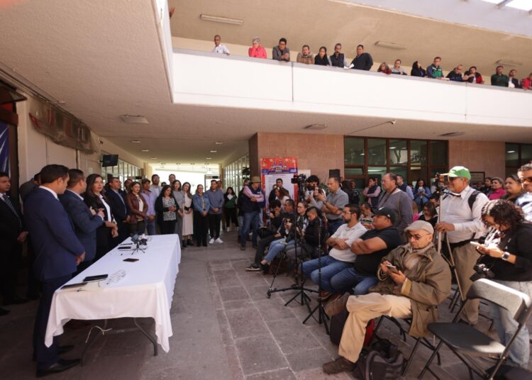 Presenta Miguel Varela a su equipo de trabajo en la presidencia de Zacatecas