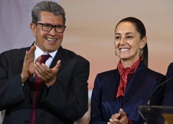 Ricardo Monreal explica que “supremacía constitucional” es para evitar actos ilegales