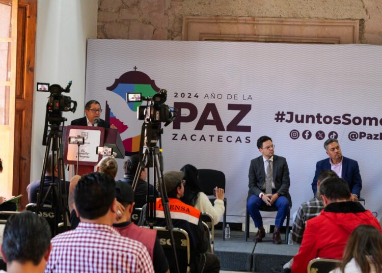 Gobierno no tiene dinero, ataca al SNTE y pide a líderes magisteriales regresar a clases