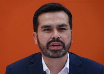 Se registra Ávarez Máynez como candidato para dirigir MC