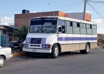 Suspenden ruta 15 por asalto a pasajeros; piden seguridad policiaca