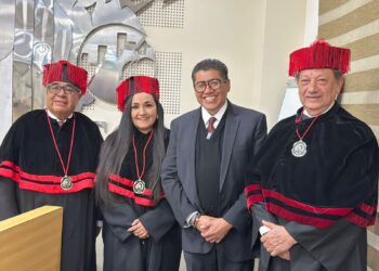 El senador Saúl Monreal obtuvo el doctorado en Administración Pública