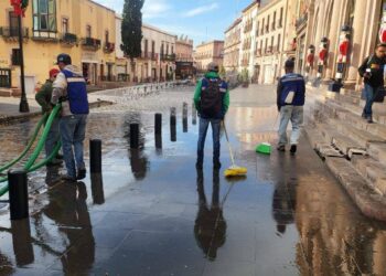 Ayuntamiento capitalino aplica limpieza en zonas turísticas y emblemáticas de Zacatecas
