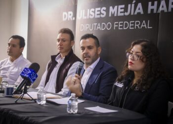 El segundo piso no es prioridad en este momento, mejorar carreteras y la seguridad, si: Ulises Mejía