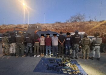 Con apoyo del Blackhawk detienen a 8 criminales provenientes de seis estados en Pinos