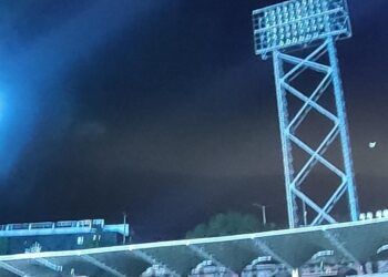 Apagón en el partido de Mineros Vs Cancún FC; se suspendió el partido durante 20 minutos