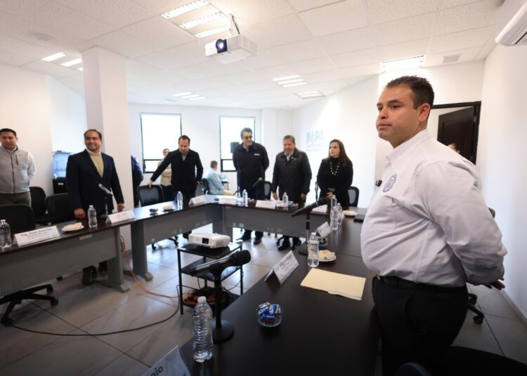 Detienen aumento a tarifa de agua potable en el primer trimestre 2025; asiste Varela a sesión JIAPAZ