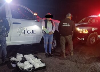 Atrapan a la michoacana Jenifer con 34 Kg. de droga; Viajaba en autobús ETN