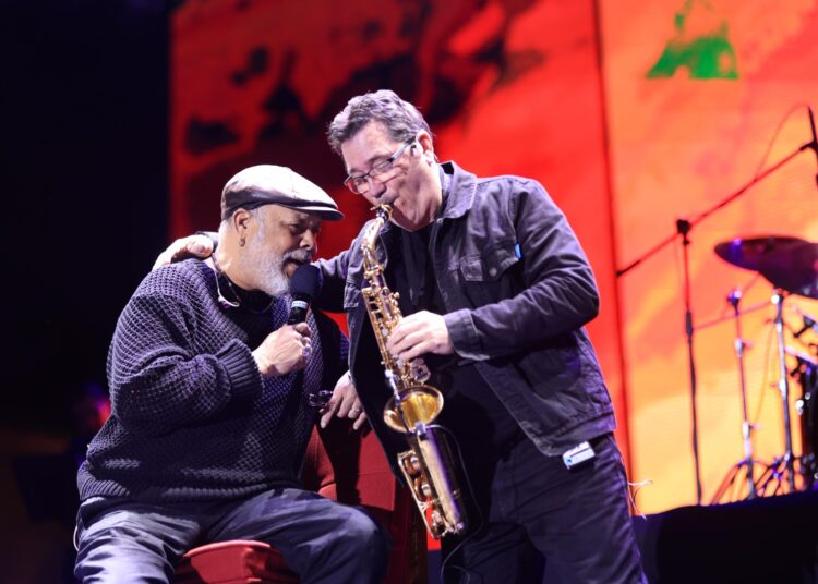 Inicia con éxito el festival ¡Vive Zacatecas! con la actuación De Francisco Céspedes