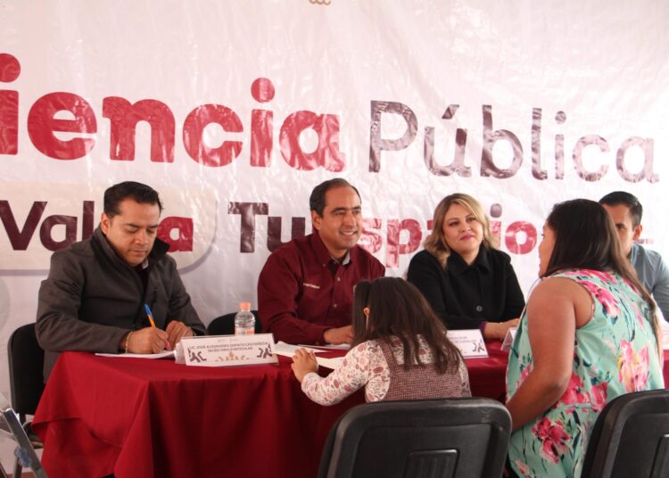 Participan 200 guadalupenses en la audiencia pública con su presidente en La Florida