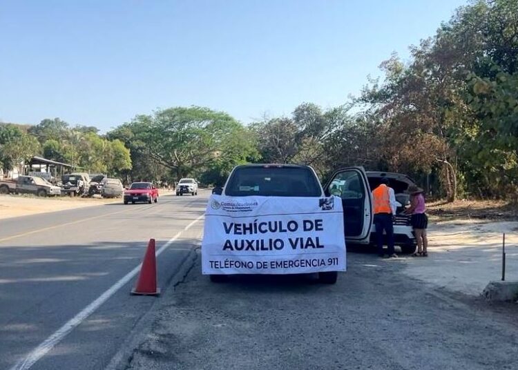 La SICT despliega brigadas de auxilio en carreteras federales de peaje