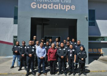 Reconocen  atención de bomberos a incendios en Guadalupe