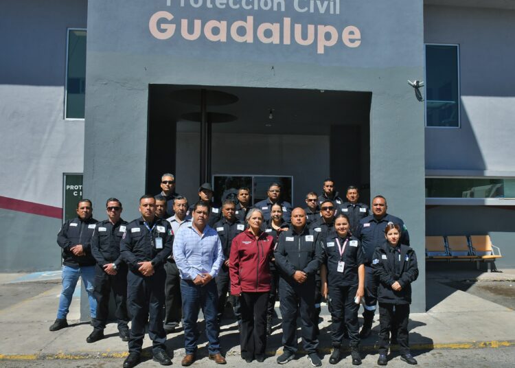 Reconocen  atención de bomberos a incendios en Guadalupe
