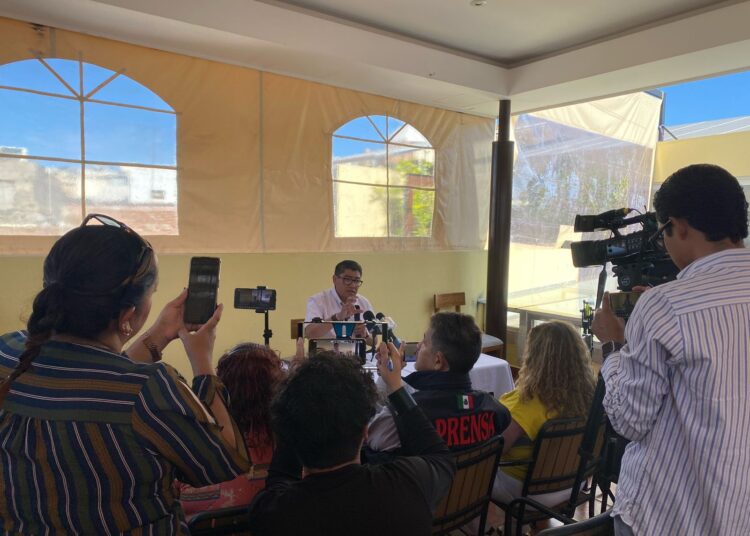 La Función Pública debería intervenir en falta de medicamentos y no en frivolidades: Saúl