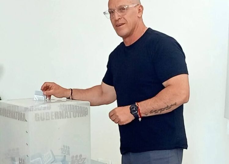 Carlos Acevedo se autonombra ganador de la elección del Sutsemop