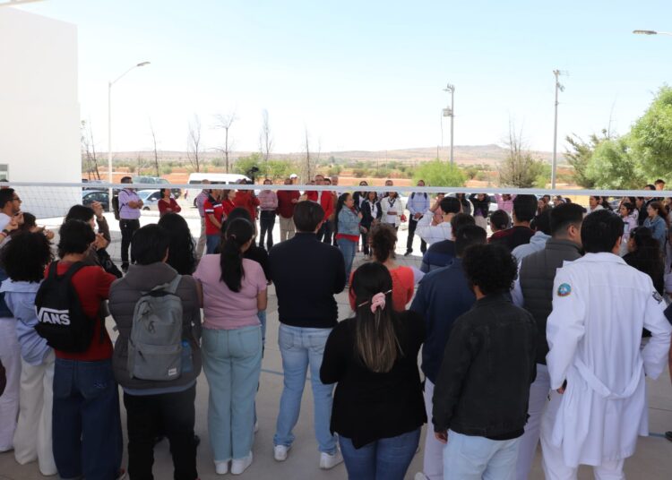 Si deciden que sea su próxima rectora, no los voy a defraudar: Jenny González