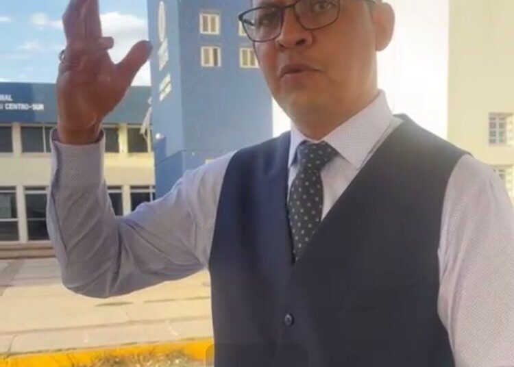 El rector de la UAZ Rubén “N” se mantendrá en prisión preventiva; el lunes se reanuda audiencia