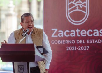 Seguiré insistiendo en la construcción del viaducto elevado, dice gobernador; “soy necio”