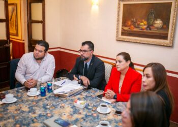 Colectivo docente se reunió con rector interino UAZ; piden atender demandas y no represalias