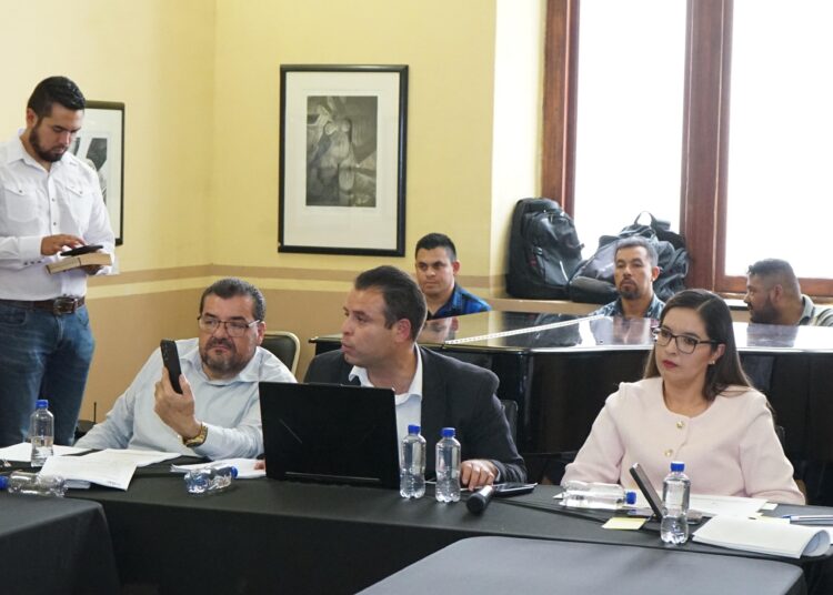 Presidencia otorga permisos indiscriminadamente para bares en Centro Histórico; vecinos reclaman