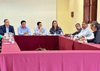 Transportistas del FPLZ levantan bloque en Minera Tayahua Frisco; empieza negociación