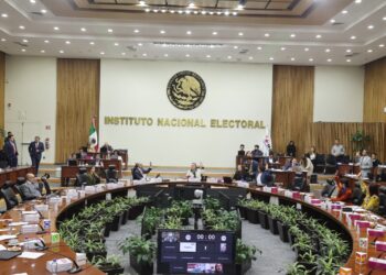 MORENA VA POR EL INE