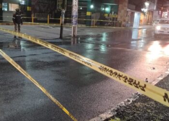 Otra vez se abre socavón en la García Salinas