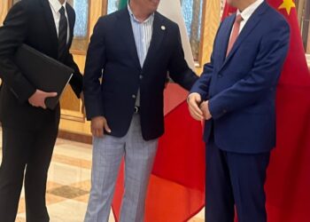 Regidor zacatecano abre canales de inversión internacional para Zacatecas