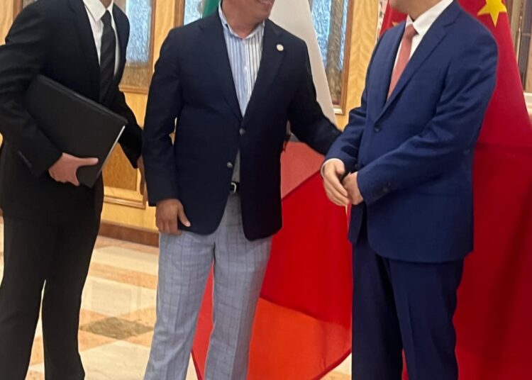 Regidor zacatecano abre canales de inversión internacional para Zacatecas