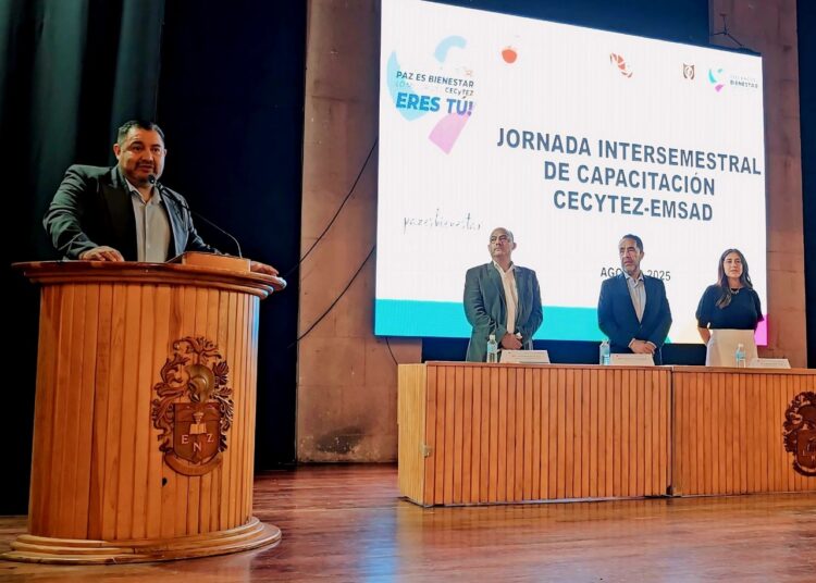 CECYTEZ capacita a maestros en buenas práctica docentes y actualización de conocimientos
