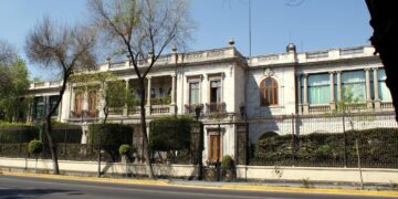 TRAS LA PUERTA DEL PODER/ Hoy inician las consultas en Gobernación para la Reforma Electoral