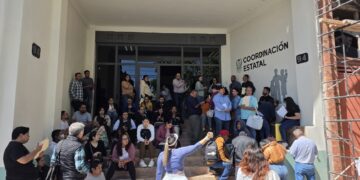 Más de 200 trabajadores suplentes quedan fuera de basificación IMSS-Bienestar; hay protestas