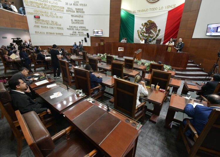 “Viernes Negro” durante la comparecencia del secretario de Seguridad de Zacatecas