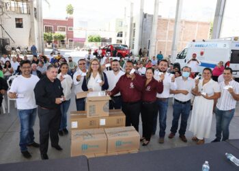 Trabajo parlamentario y de gestión social, en el Informe de Julia Olguín en Jalpa
