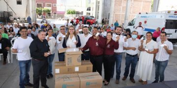 Trabajo parlamentario y de gestión social, en el Informe de Julia Olguín en Jalpa