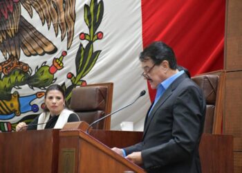 Alfredo Femat demanda transparencia en federalización de nómina magisterial y seguridad