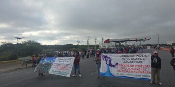 Agricultores zacatecanos se unieron a paro nacional; bloquearon carreteras y oficinas