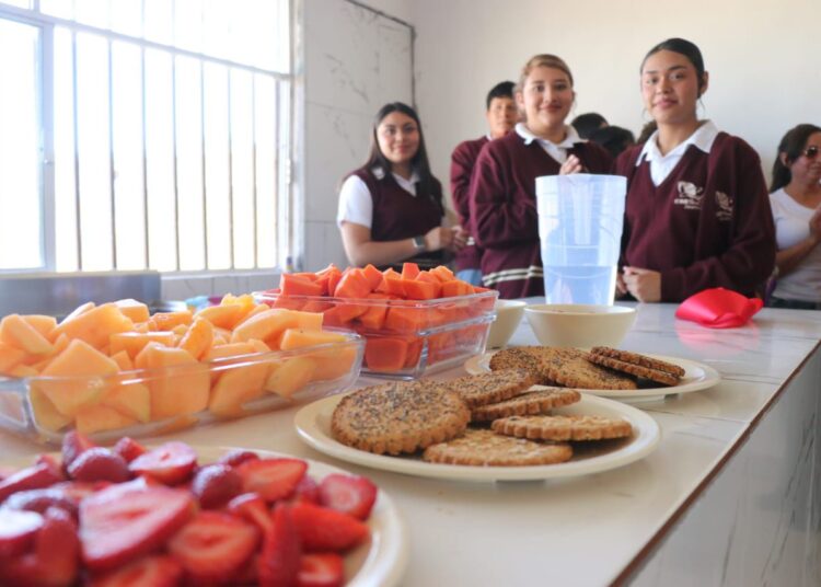 Estudiantes del Cecytez tendrán desayuno caliente en Chupaderos, Villa de Cos