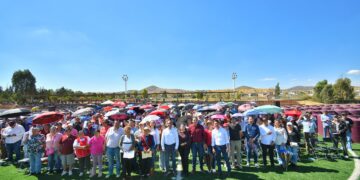 Nueva entrega de 700 tinacos en Guadalupe para garantizar almacenamiento de agua