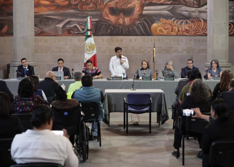 La Corte que se estrenó sin estrenar ideas