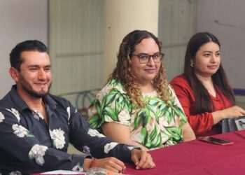 Pleito en ayuntamiento de Tepechitlán llega a la Fiscalía; Demandan destitución del alcalde