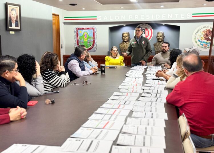 El PRI se preparan para la lucha electoral del 2027: Peña Badillo