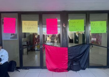 Demandan la destitución de la directora de Fisioterapia de la UTZAC