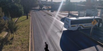 Estudiantes de la Normal San Marcos bloquean bulevar y acceso a la Secretaría de Educación