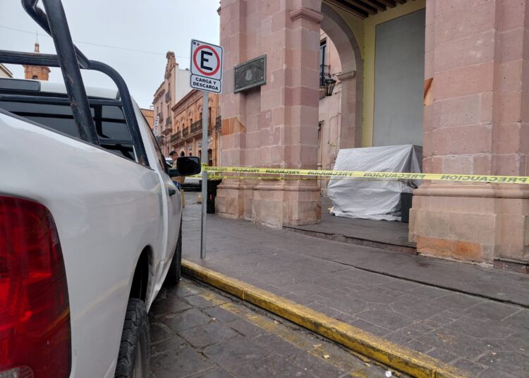 Reportan hombre sin vida en el Centro Histórico