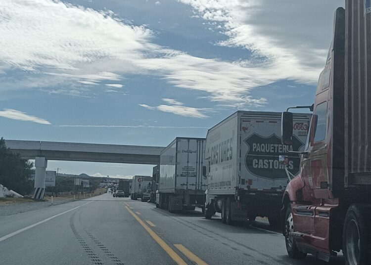Liberan carreteras en Zacatecas; productores agrícolas dicen que hubo “acuerdos positivos”