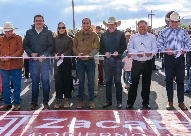 El trabajo en equipo con David Monreal y Claudia Sheinbaum, permite dinamismo en el campo: Saldivar