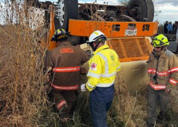 Tenía aliento alcohólico el chofer que conducía transporte escolar que se accidentó