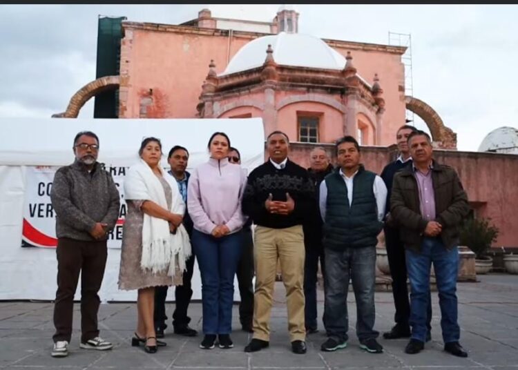 Dirigencia de la 58 del SNTE demanda la renuncia de la secretaria, Gabriela Pinedo